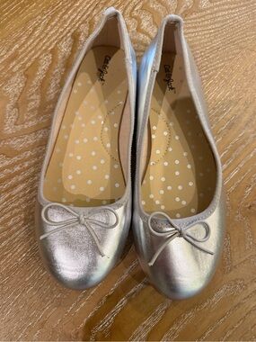 Cat & Jack Metallic Silver Ballet Flats with Bow